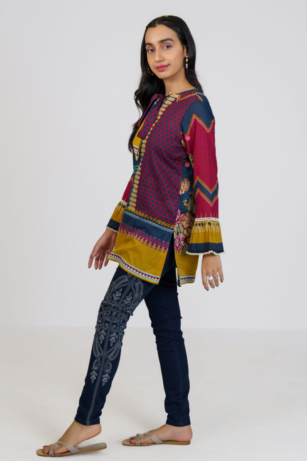 Camelia - Image 3