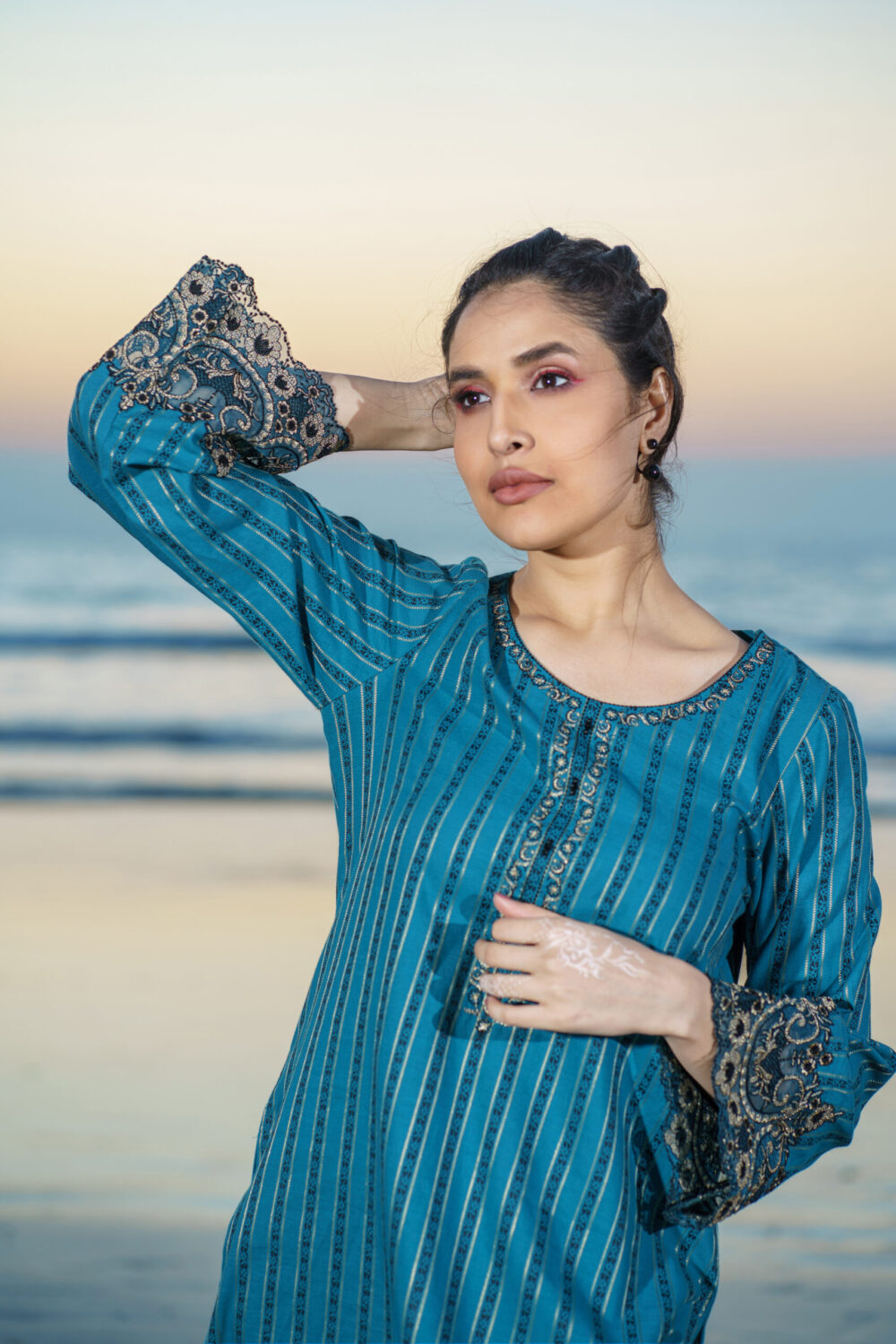 Yohini(1 Pc) - Image 4