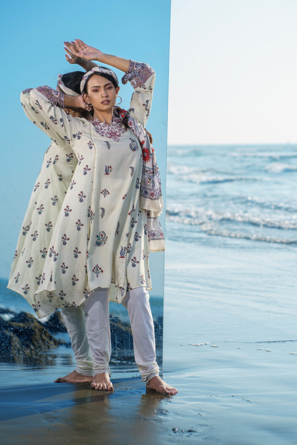 Veiled Rose (2 Pc) - Image 3