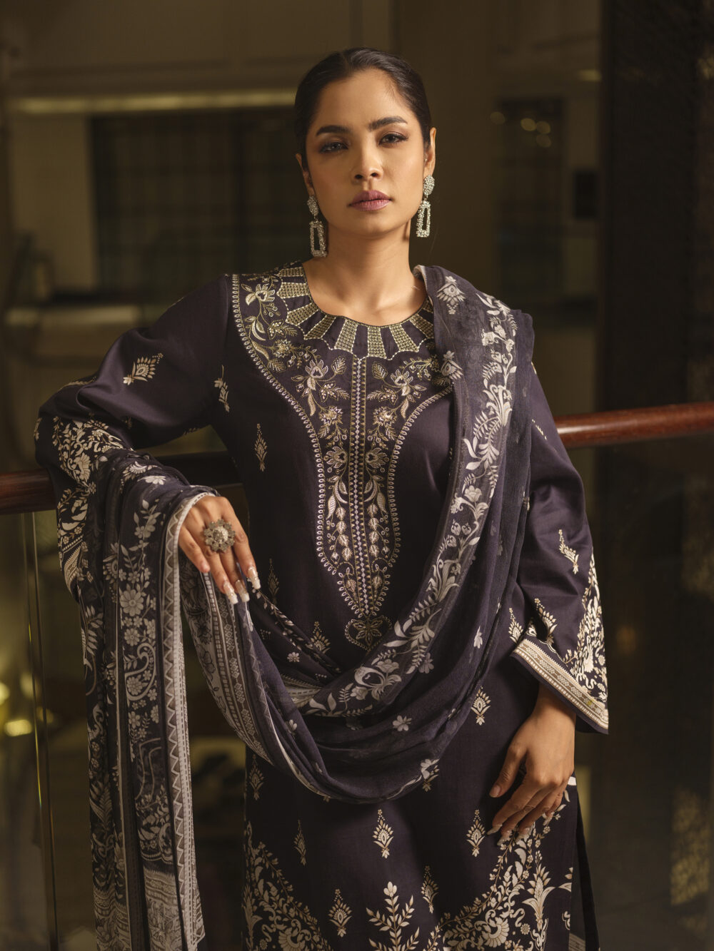 Ela (3 PC) - Image 4
